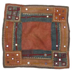 Vintage Table Mat TM135